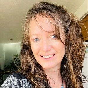 Meet your Posher, Sunny